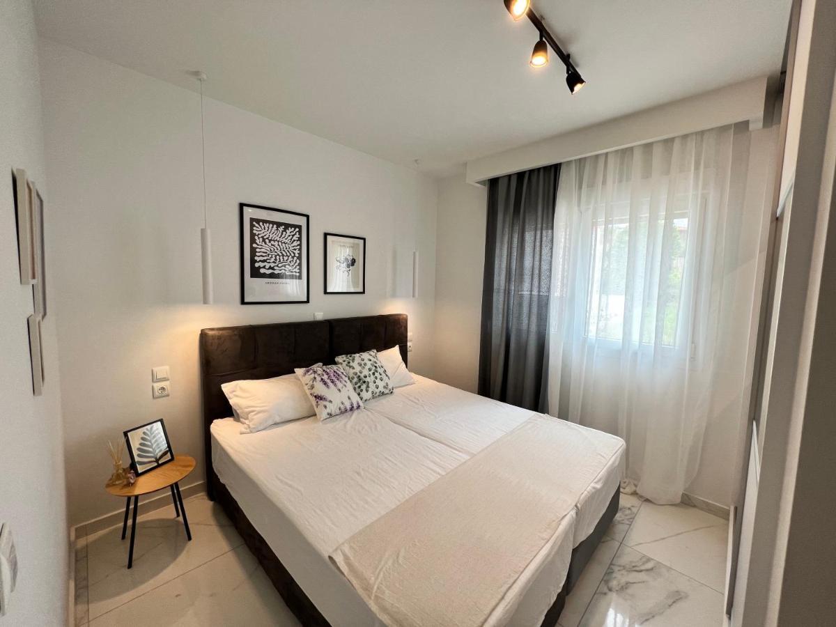 Beachfront Villa Athina Vergia エクステリア 写真