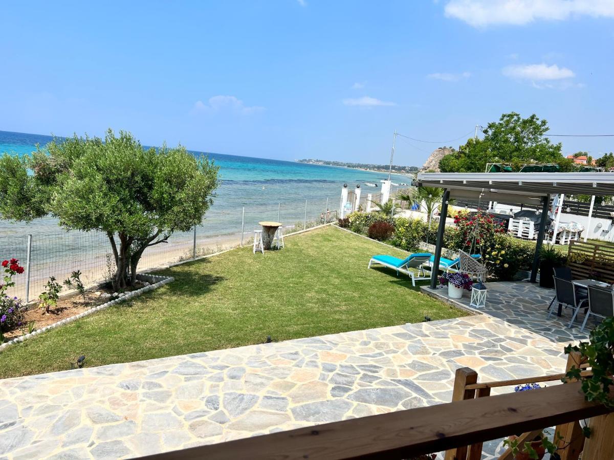 Beachfront Villa Athina Vergia エクステリア 写真